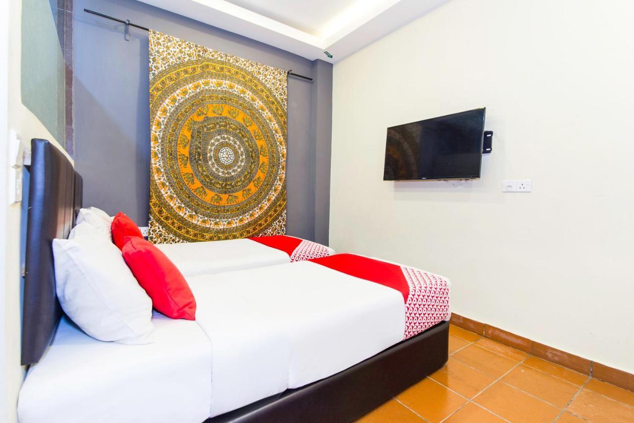 Oyo 90429 Hotel Narasindo クアラルンプール エクステリア 写真