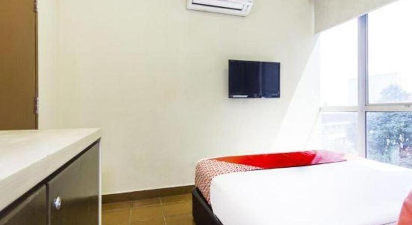 Oyo 90429 Hotel Narasindo クアラルンプール エクステリア 写真
