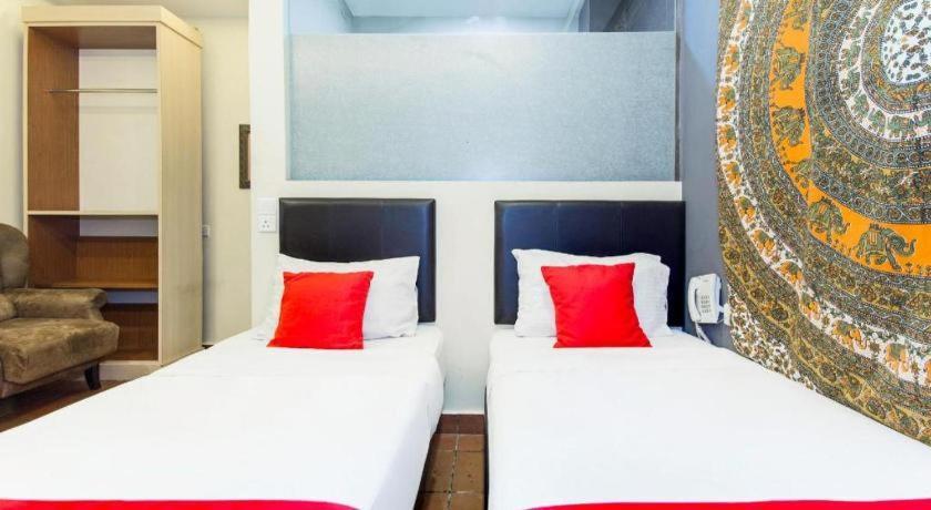 Oyo 90429 Hotel Narasindo クアラルンプール エクステリア 写真